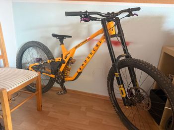 Used Commencal Custom SRAM GX 2025 MTB