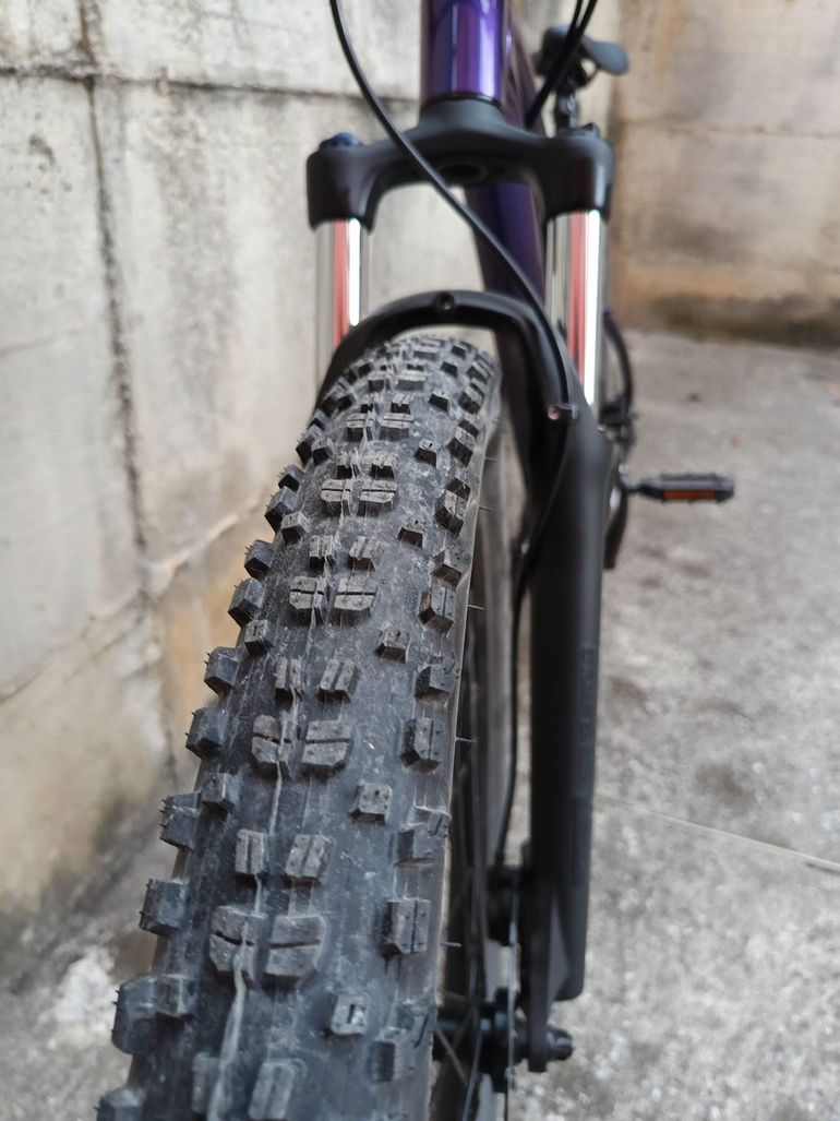 Used Trek Marlin 5 Gen 3 2024 2024 Mountainbike, Purple, 27.5, 29 — image 5 of 5