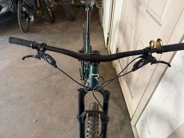 Used Revel Ranger - GX Eagle 2021 2021 Mountainbike, Green, 29 — image 6 of 9