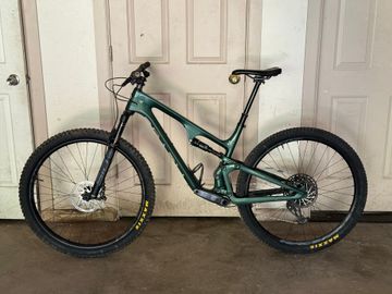 Used Revel Ranger - GX Eagle 2021 2021 Mountainbike, Green, 29 — image 8 of 9
