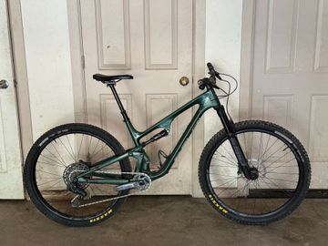 Used Revel Ranger - GX Eagle 2021 2021 Mountainbike, Green, 29 — image 1 of 9
