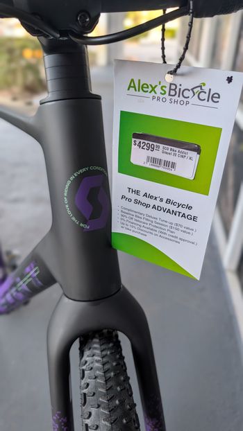 Used Scott Addict Gravel 20 2026 2026 Road & Gravel, Purple — image 4 of 8