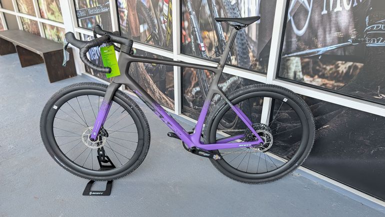 Used Scott Addict Gravel 20 2026 2026 Road & Gravel, Purple — image 2 of 8