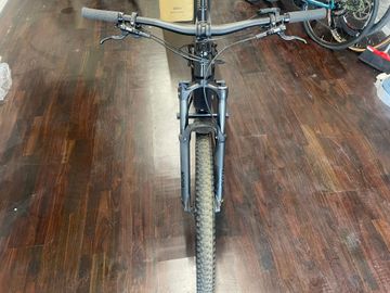 Brugt Merida eONE-FORTY 400 2022 2022 Mountainbike — billede 7 af 12