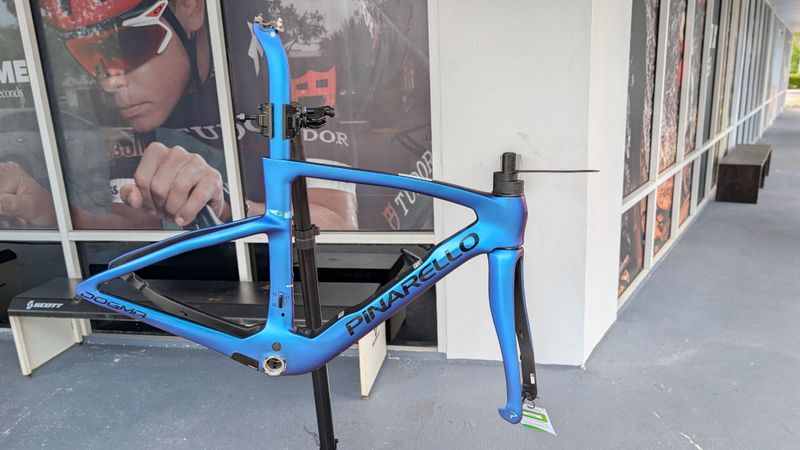 Used Pinarello DOGMA F DURA ACE Di2 2025 Frameset 2025 Road & Gravel