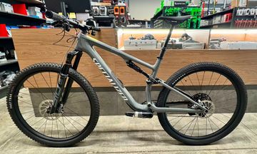Used Specialized Epic 8 Comp 2026 2026 Mountainbike, Light Gray, 29 — image 2 of 7