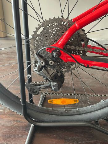 Used Trek Marlin 6 2022 2022 Mountainbike, Orange, 27.5, 29 — image 3 of 7
