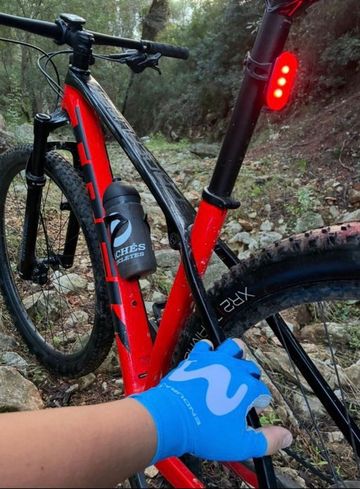Used Trek Procaliber 9.5 2023 2023 Mountainbike, Red, 29 — image 3 of 6