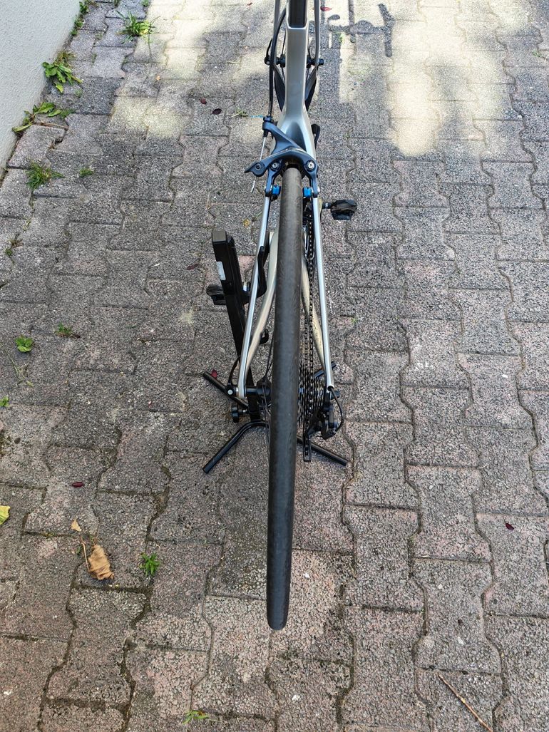 Used Canyon Aeroad CF SL 8.0 2020 2020 Road & Gravel, Light Gray — image 7 of 9