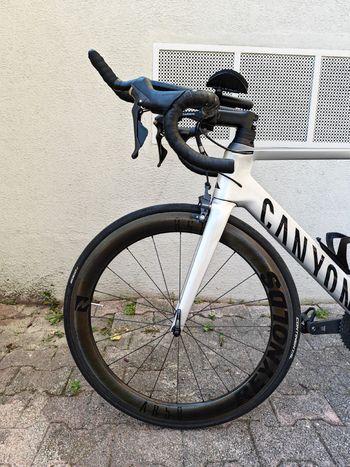 Used Canyon Aeroad CF SL 8.0 2020 2020 Road & Gravel, Light Gray — image 6 of 9