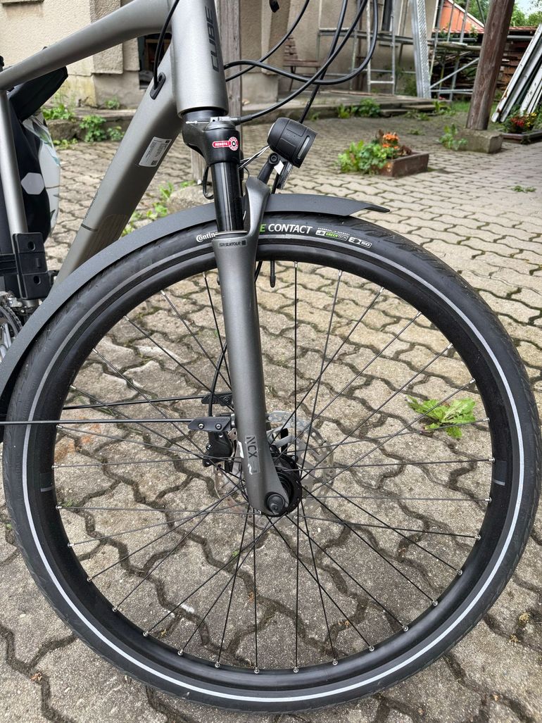 Used CUBE KATHMANDU, EXC 2025 2025 Urban, Light Gray — image 5 of 14