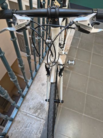 Gebrauchtes Specialized Sirrus Expert 2009 2009 Urban, Weiß — Bild 7 von 7