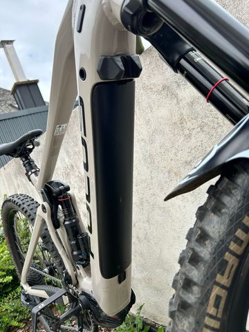Used Focus SAM² 6.8 2022 2022 Mountainbike, Light Gray, 29 — image 13 of 19