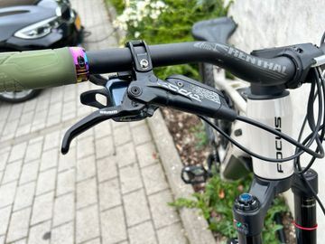 Used Focus SAM² 6.8 2022 2022 Mountainbike, Light Gray, 29 — image 19 of 19