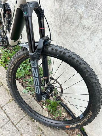 Used Focus SAM² 6.8 2022 2022 Mountainbike, Light Gray, 29 — image 15 of 19
