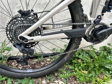 Used Focus SAM² 6.8 2022 2022 Mountainbike, Light Gray, 29 — image 3 of 19