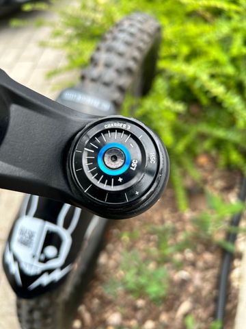 Used Focus SAM² 6.8 2022 2022 Mountainbike, Light Gray, 29 — image 14 of 19