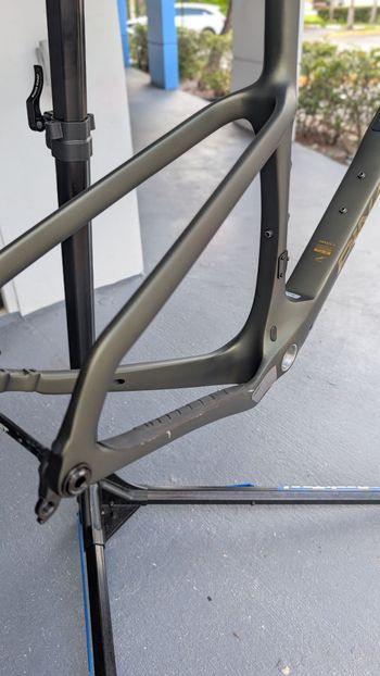 Used Pinarello GREVIL F3 2025 Frameset 2025 Road & Gravel, Green — image 5 of 5