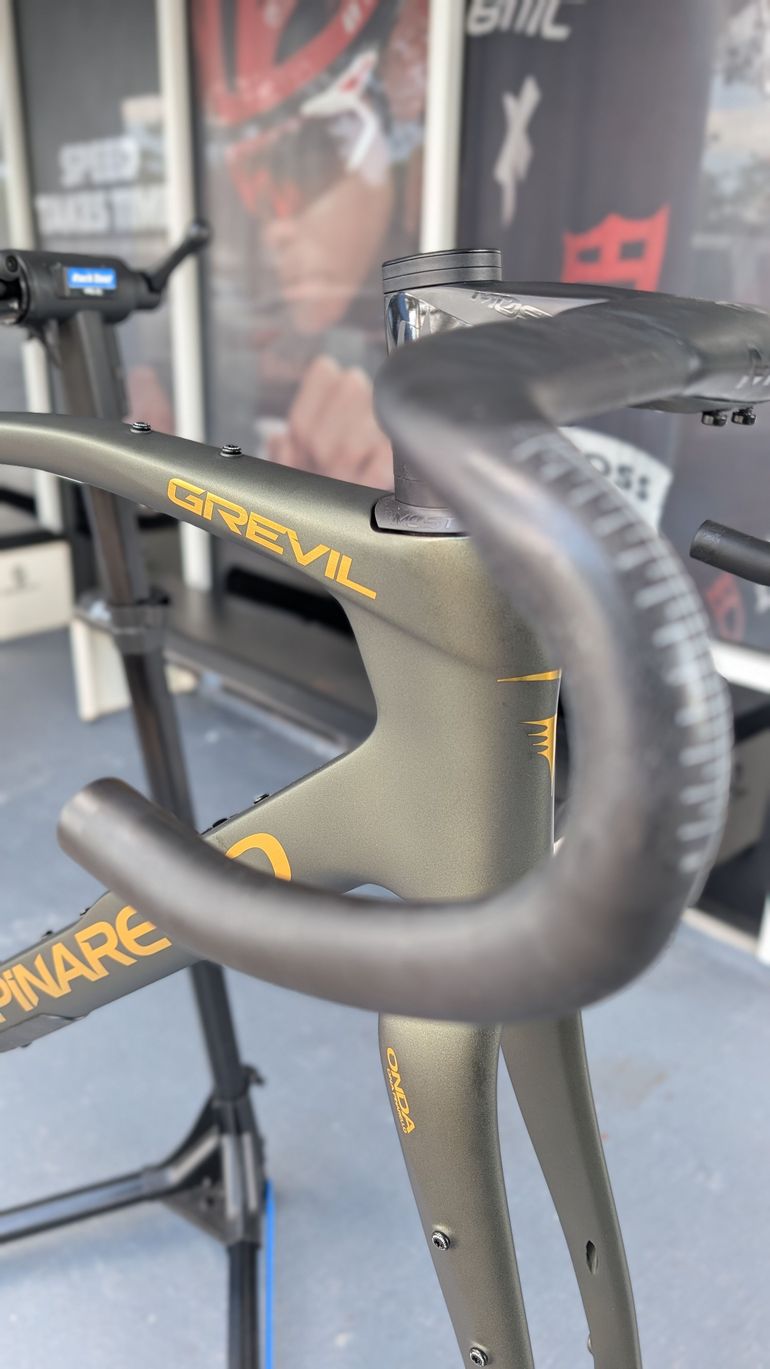 Used Pinarello GREVIL F3 2025 Frameset 2025 Road & Gravel, Green — image 3 of 5