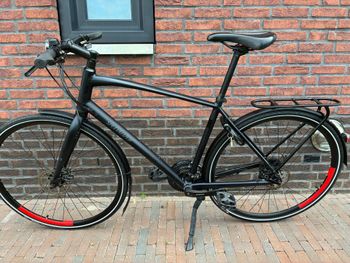 Used Specialized Sirrus Shimano Altus 2018 Urban, Black — image 2 of 7