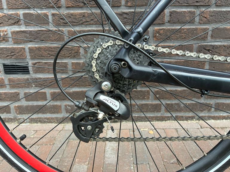 Used Specialized Sirrus Shimano Altus 2018 Urban, Black — image 3 of 7