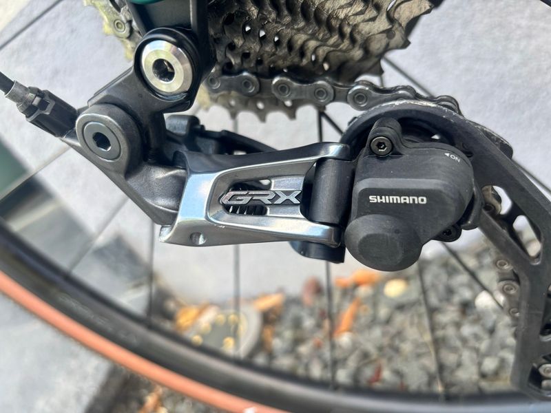 Gebrauchtes Canyon Grail Shimano GRX 2023 Road & Gravel, Grün — Bild 3 von 4