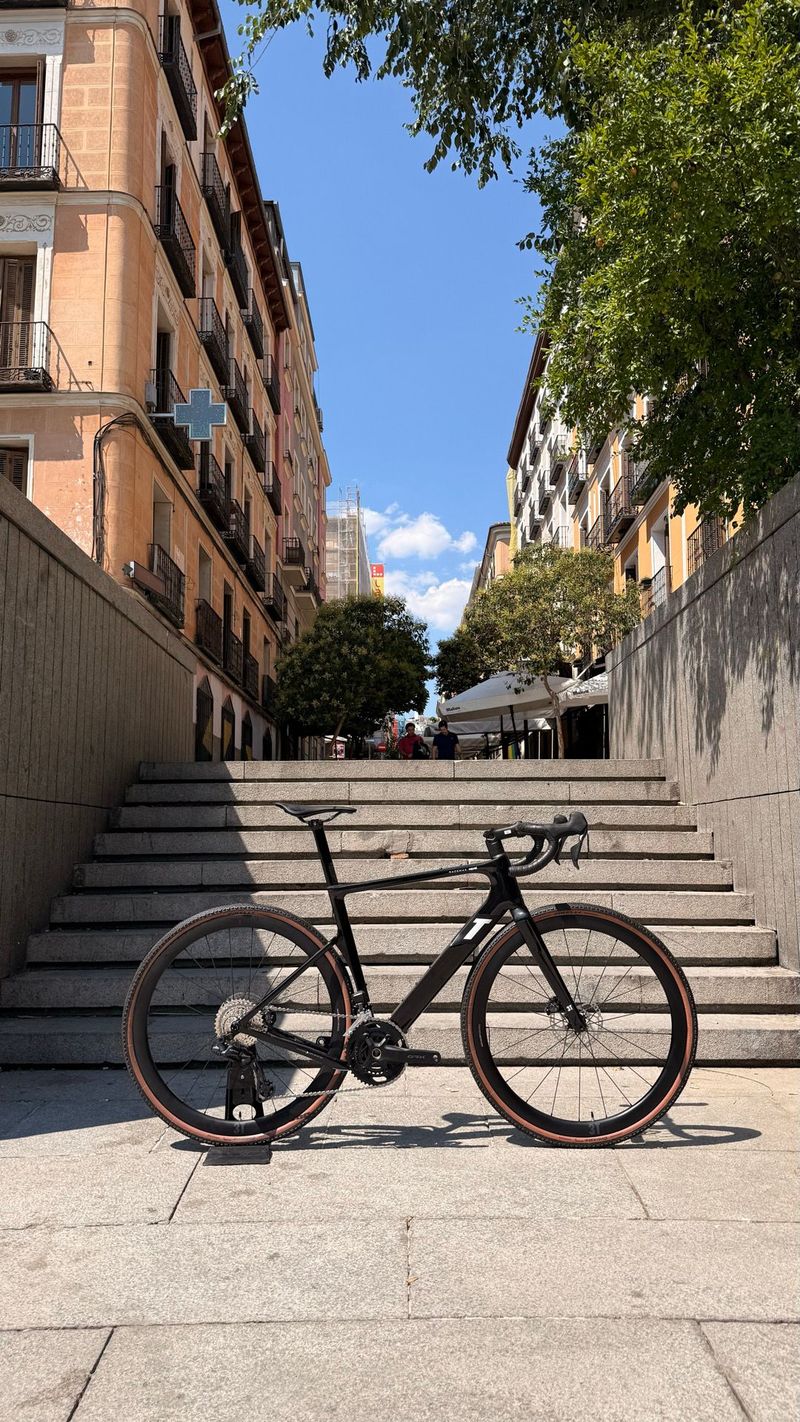 Used 3T racemax Custom Shimano GRX Di2 2026 Road & Gravel, Black — image 1 of 9