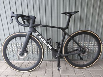 Used Trek Madone SL 7 Gen 8 2026 2026 Road & Gravel, Black — image 2 of 6