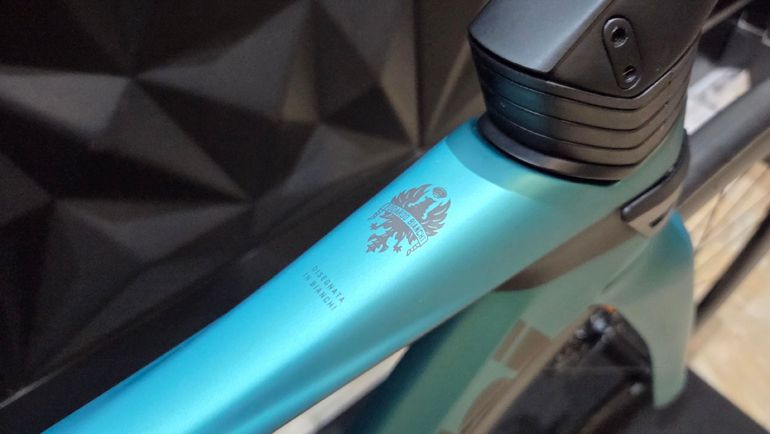Used Bianchi Oltre PRO SHIMANO ULTEGRA DI2 2025 2025 Road & Gravel, Green — image 7 of 7