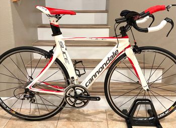 Used Cannondale Slice Shimano 105 2014 Road & Gravel, White — image 10 of 19