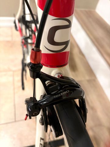 Used Cannondale Slice Shimano 105 2014 Road & Gravel, White — image 8 of 19