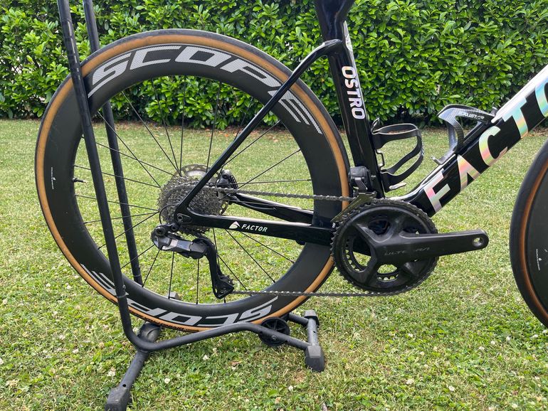 Used Factor OSTRO VAM Shimano Ultegra Di2 8170 2023 2023 Road & Gravel, Black — image 3 of 6