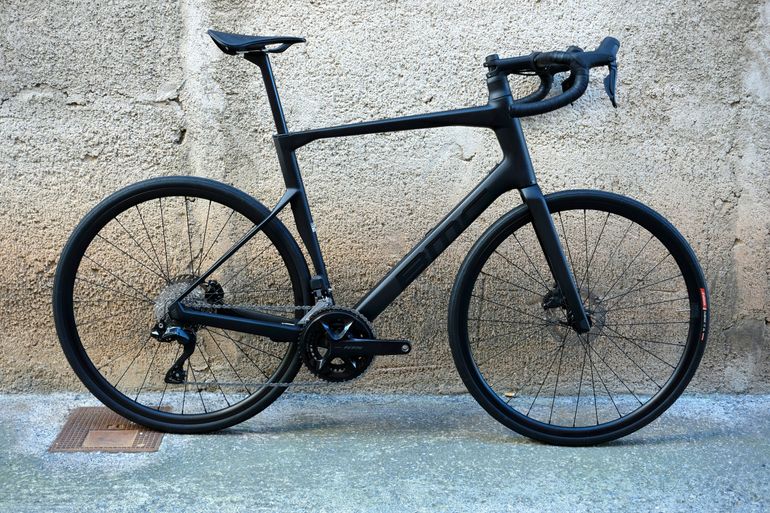 BMC Roadmachine TWO 2026 2026 Road & Gravel d'occasion — image 1 sur 10