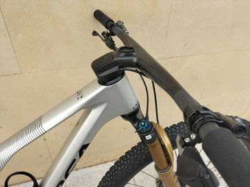Gebrauchtes Orbea OIZ M-PRO 2023 2023 Mountainbike, Hellgrau, 29 — Bild 6 von 13