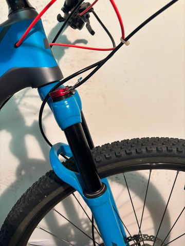 Gebrauchtes CUBE C:62 CMPT 2018 Mountainbike, Hellgrau — Bild 6 von 12