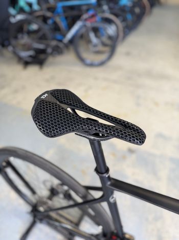 Used CUBE Attain C:62 SLX Di2 Carbon 2023 Road & Gravel, Black — image 15 of 23