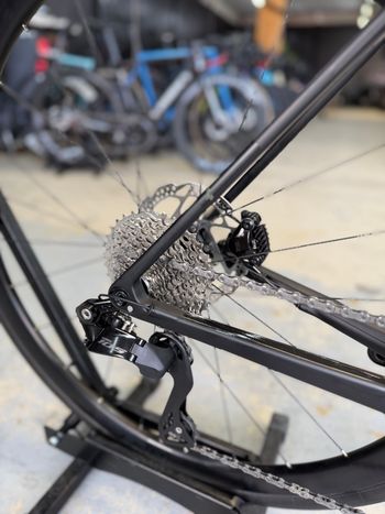 Used CUBE Attain C:62 SLX Di2 Carbon 2023 Road & Gravel, Black — image 9 of 23