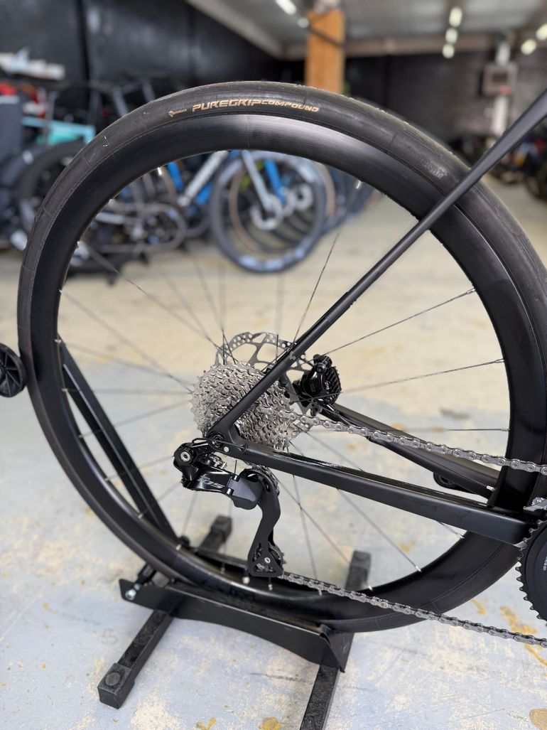 Used CUBE Attain C:62 SLX Di2 Carbon 2023 Road & Gravel, Black — image 8 of 23