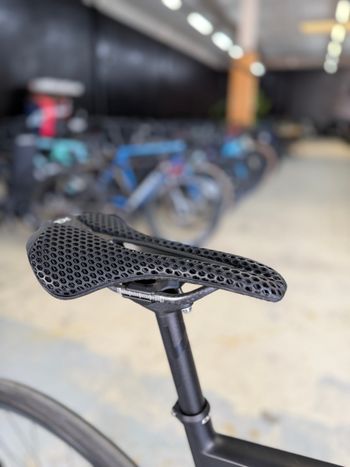 Used CUBE Attain C:62 SLX Di2 Carbon 2023 Road & Gravel, Black — image 16 of 23