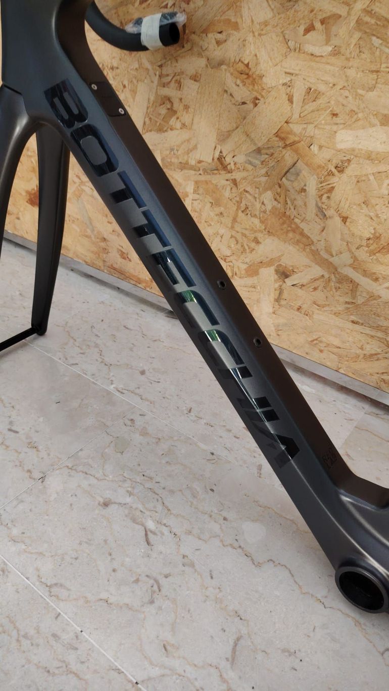 Bottecchia KIT TELAIO BOTTECCHIA AEROSPACE MISURA 51CM 2023 USATO 2023 Road & Gravel de segunda mano, Negro — imagen 6 de 14