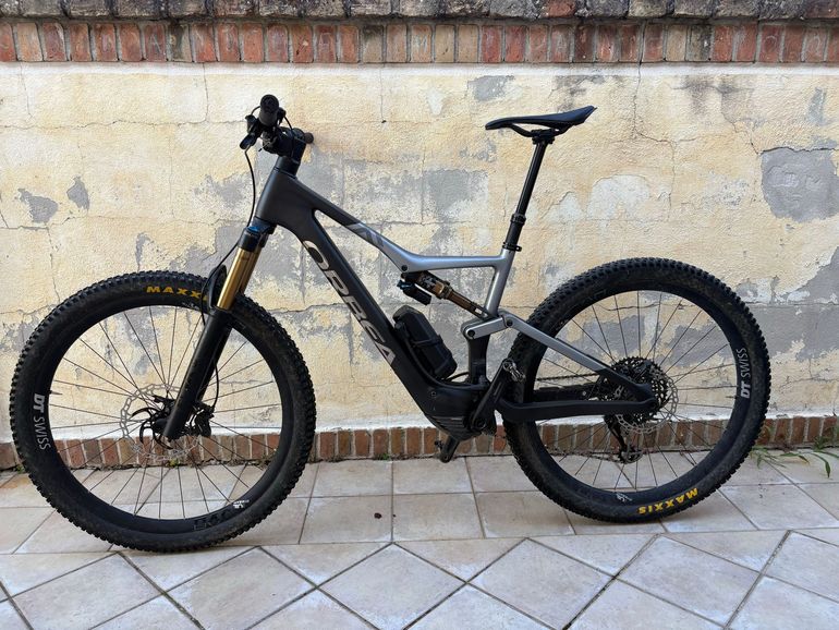 Gebrauchtes Orbea RISE M10 20mph 2024 2024 Mountainbike, Hellgrau — Bild 2 von 6