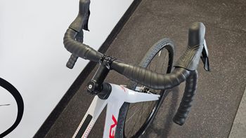 Tweedehands Ridley Grifn Gravel - Shimano GRX800 2x12sp 2026 2026 Road & Gravel — afbeelding 13 van 17
