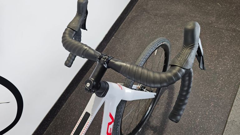 Tweedehands Ridley Grifn Gravel - Shimano GRX800 2x12sp 2026 2026 Road & Gravel — afbeelding 13 van 17
