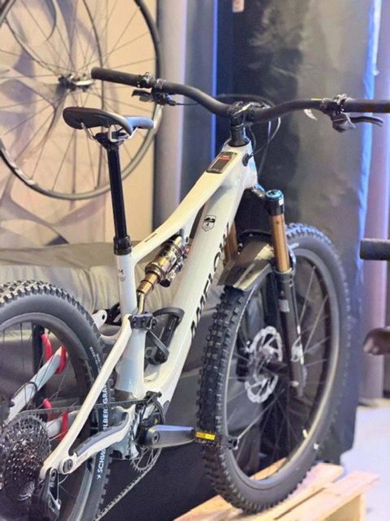 Used Amflow PX Carbon Pro 2026 2026 Mountainbike, Light Gray, 29, 27.5 — image 10 of 22