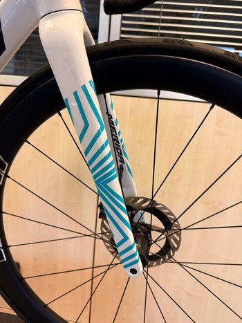 Used Merida SCULTURA TEAM 2024 2024 Road & Gravel, White — image 2 of 22