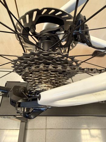 Used Merida SCULTURA TEAM 2024 2024 Road & Gravel, White — image 6 of 22