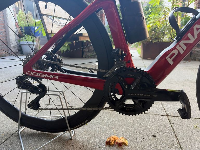 Tweedehands Pinarello DOGMA F DURA ACE Di2 2025 2025 Road & Gravel — afbeelding 5 van 11