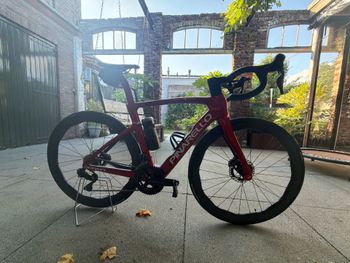 Tweedehands Pinarello DOGMA F DURA ACE Di2 2025 2025 Road & Gravel — afbeelding 2 van 11