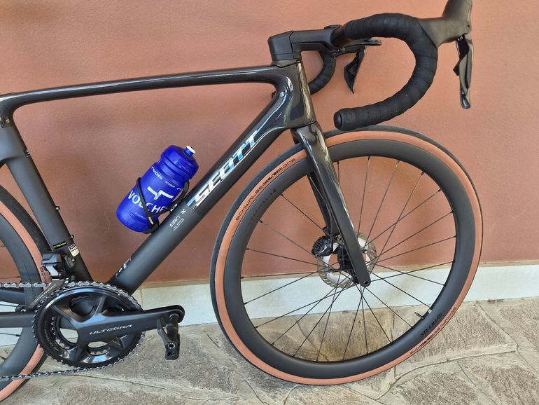 Używany Scott Addict 20 2026 2026 Road & Gravel — zdjęcie 9 z 9