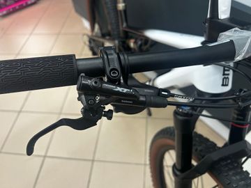 Brugt BMC Fourstroke 01 FRS 2024 2024 Mountainbike — billede 9 af 19